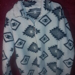 Jason Maxwell White and Gray Aztec Patterned Jacket